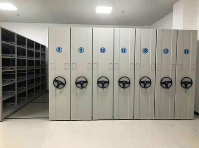 密集架的层板是可以上下自由调整的(包含安全防护问题)