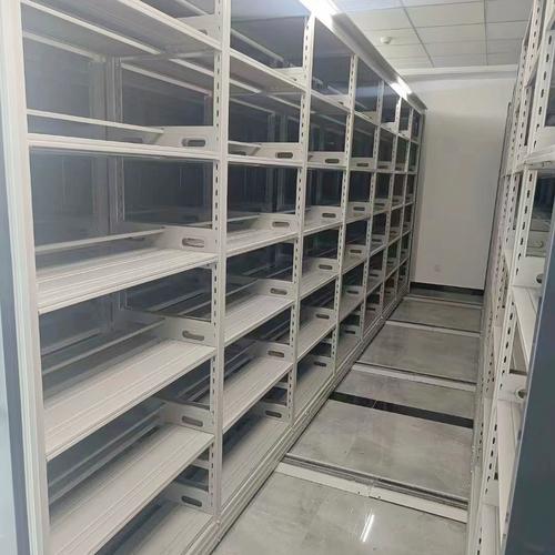 高效档案管理利器 手摇式密集档案柜与钢制档案架的应用优势